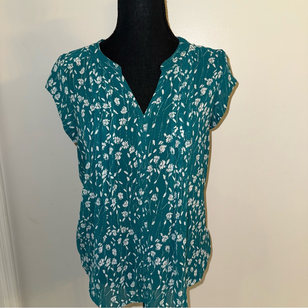 Blue Mandarin Collar Blouse with Long Sleeves